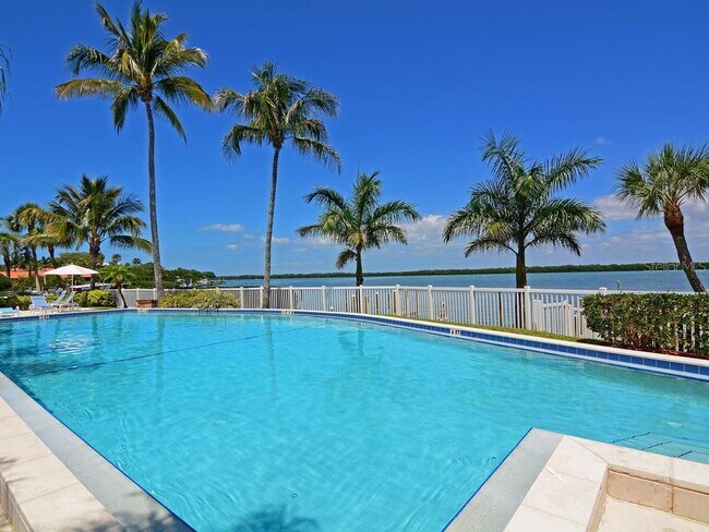 Building Photo - 615 Dream Island Pl