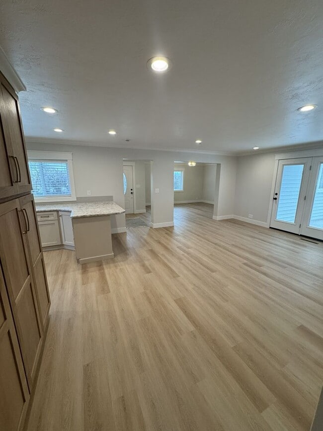 Building Photo - Completely Remodeled 4 Bed, 2 Bath Country Home – 1.5 Acres – Horse & Livestock Friendly!