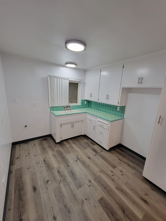 Primary Photo - **RENT READY** 1BD/1BA CONDO