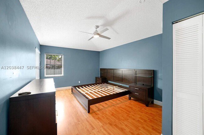 Building Photo - 200 NW 75th Terrace