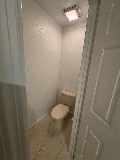 Building Photo - 3073 Ashland Ln N