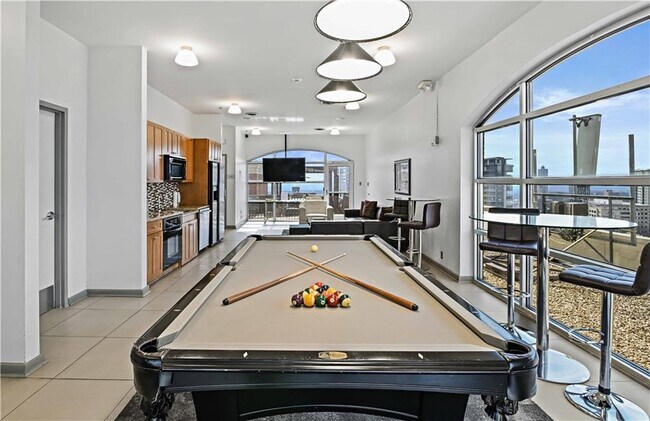 Building Photo - 3180 Mathieson Dr NE