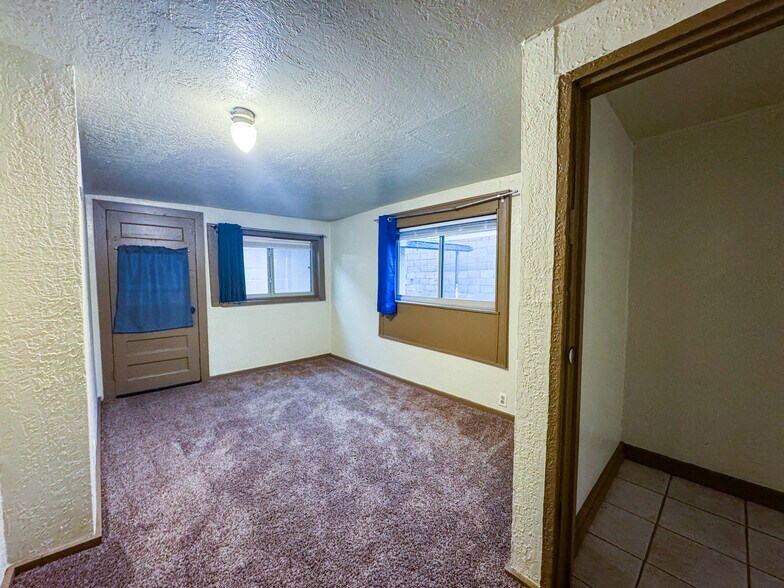 Building Photo - 905 Palo Duro Ave NW