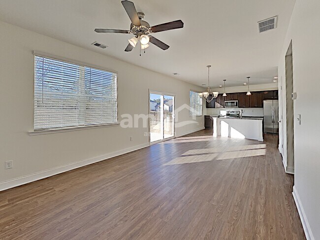 Building Photo - 2464 Napa Valley Dr