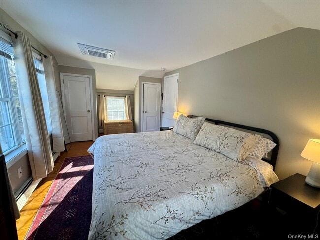 Building Photo - 1070 Town Harbor Ln