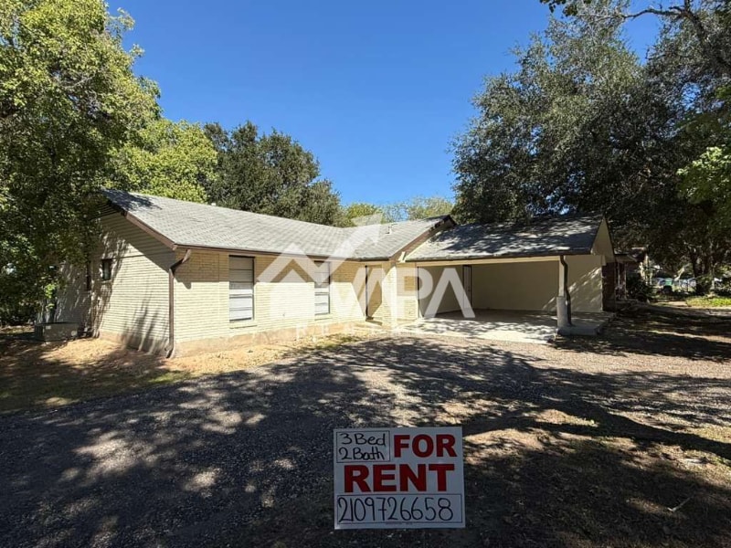 Building Photo - 4103 Family Tree Dr