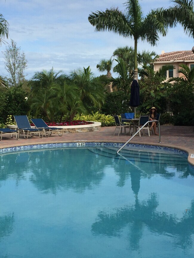 Building Photo - 176 SW 127th Terrace