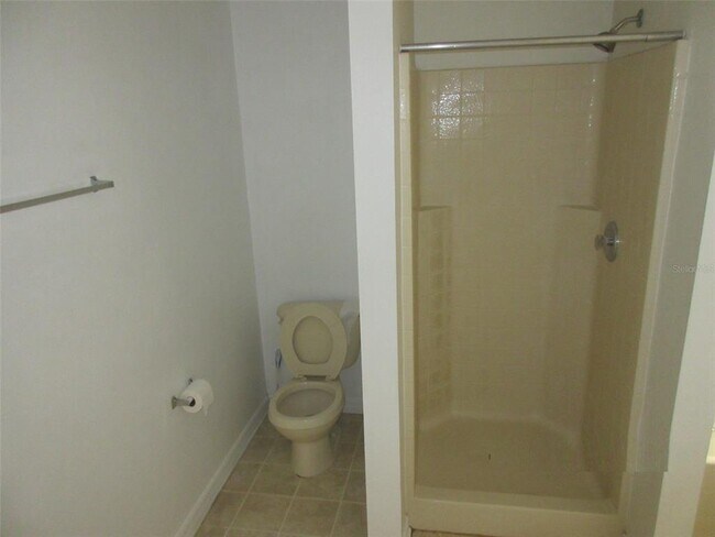 Building Photo - 926 Horseshoe Falls Dr