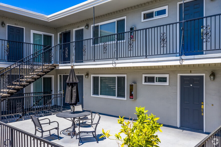 Interior - North Colonial House