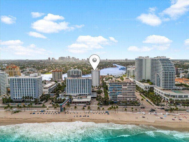 Building Photo - 336 N Birch Rd