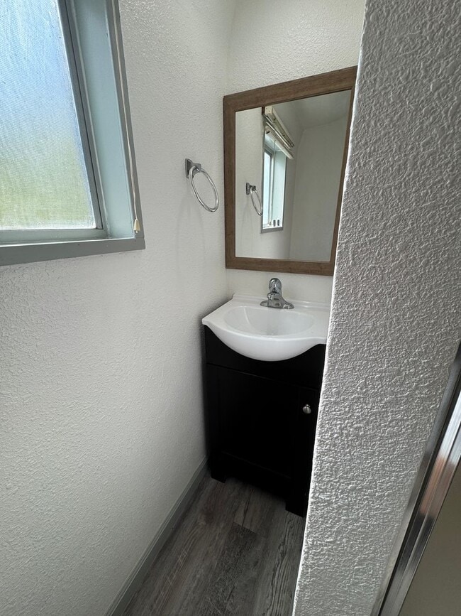 Building Photo - Pendegast House-ADU