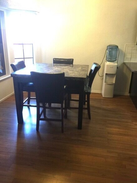 Building Photo - 103 Conley Pl