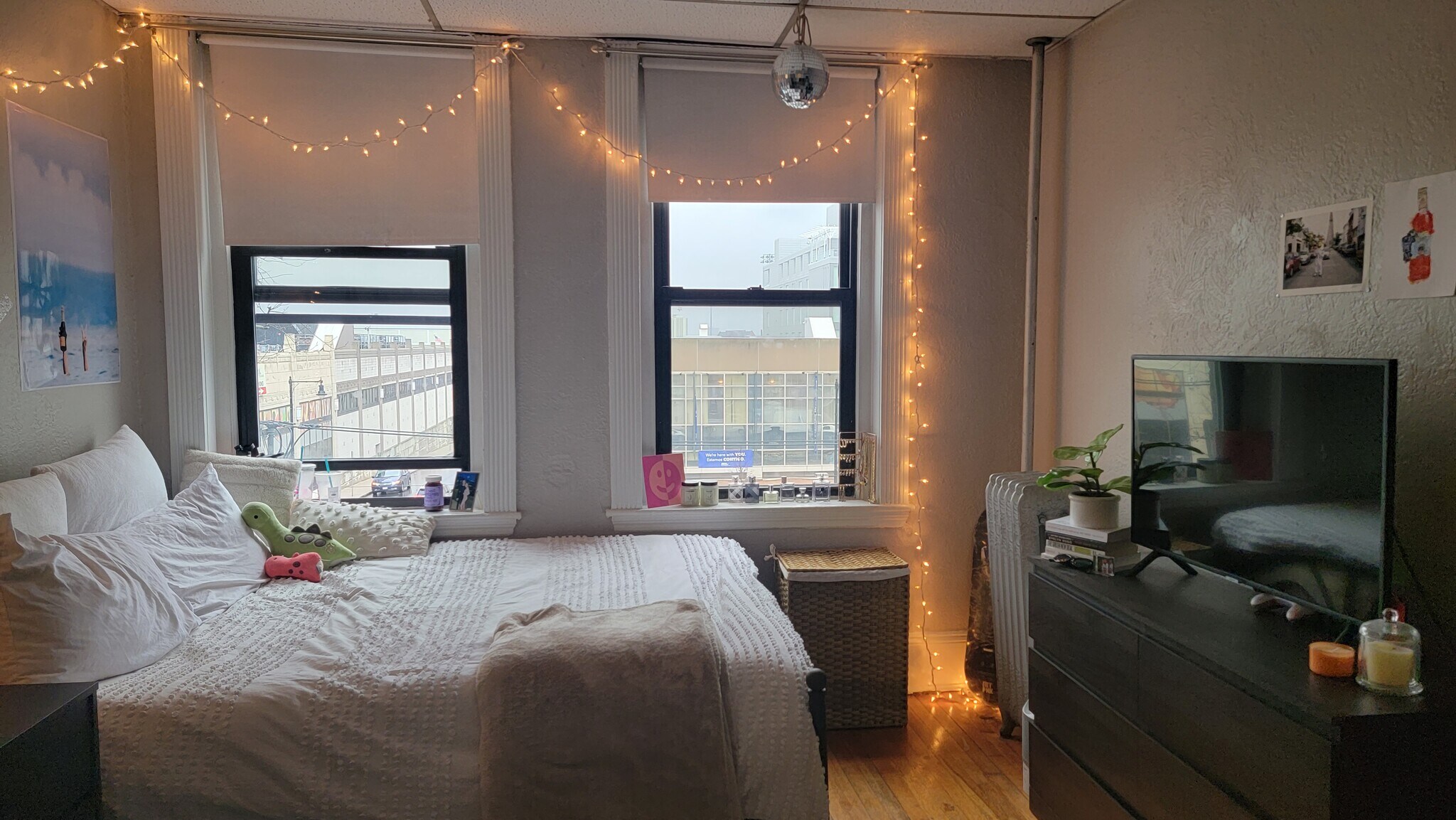 Building Photo - 1066 Commonwealth Ave