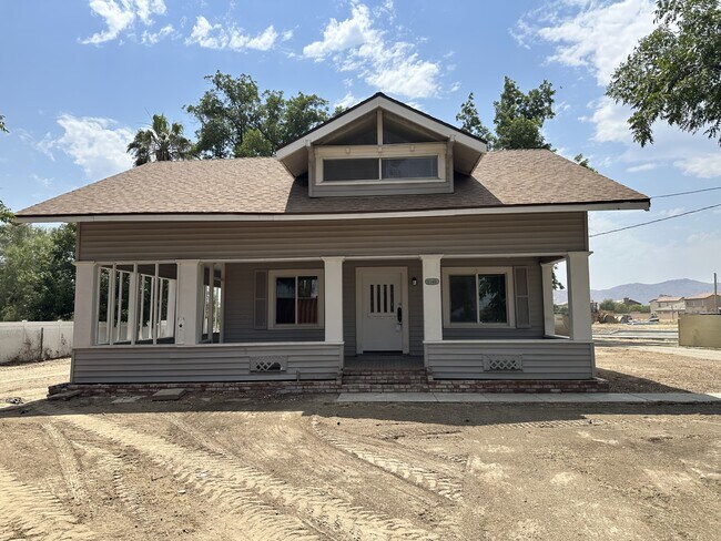 Primary Photo - 1340 S Kirby St