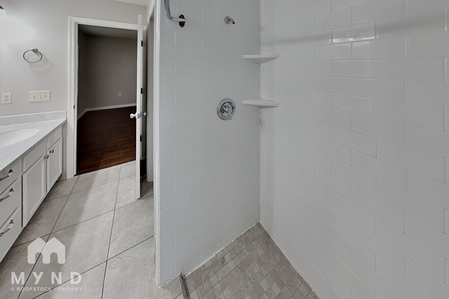 Building Photo - 4680 Marsh Harbor Dr