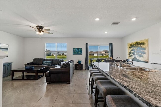 Building Photo - 3406 Grassy Knl