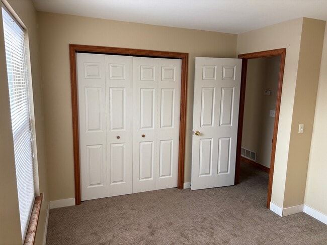 Building Photo - 3758 W Water St