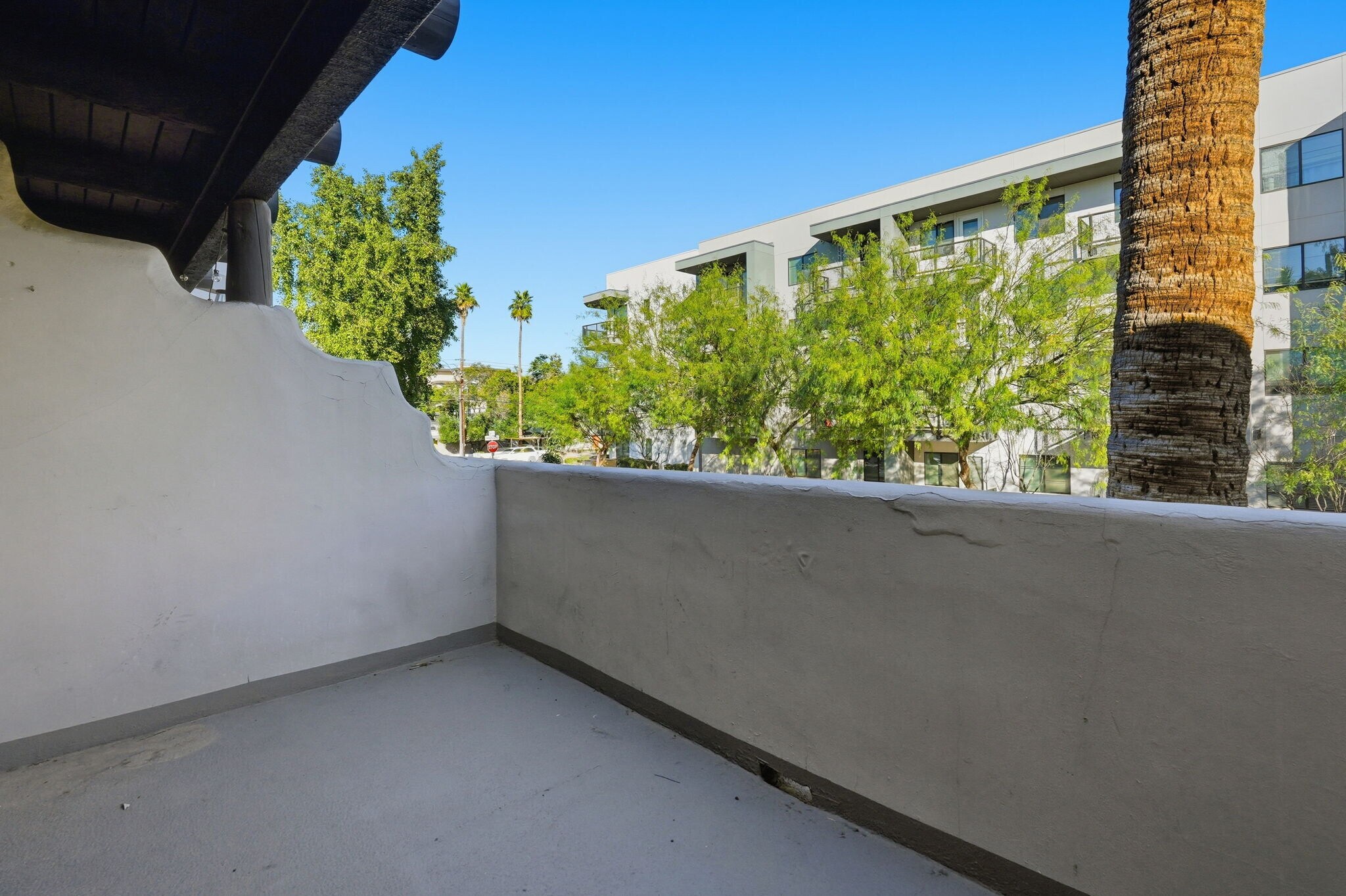 Building Photo - 1449 E Highland Ave