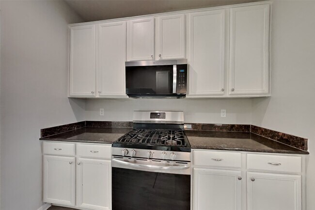 Building Photo - 2544 Elm Crossing Trail