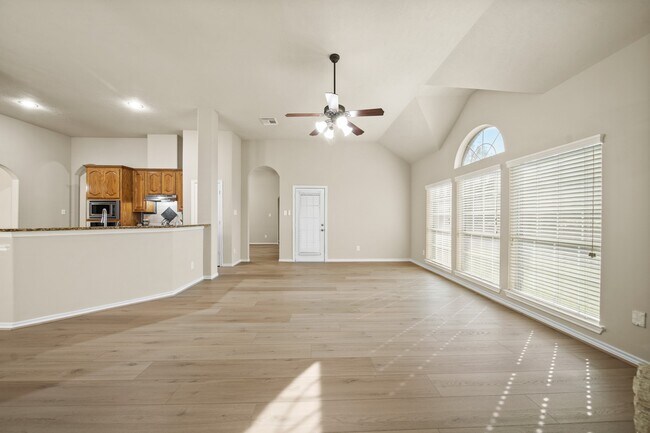 Building Photo - 1915 Stable Stone Ln