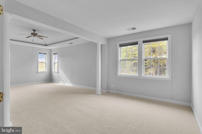 Building Photo - 22855 Oakgrove Rd