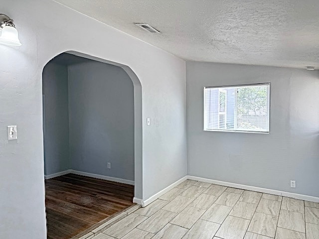 Building Photo - 317 Morningside Dr SE