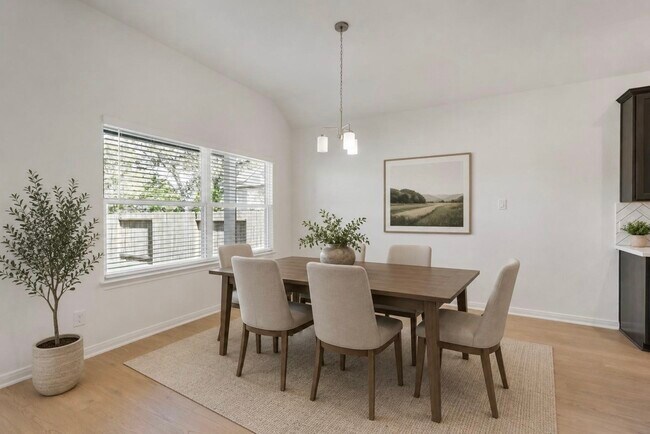 Building Photo - 11828 Whirlaway Dr