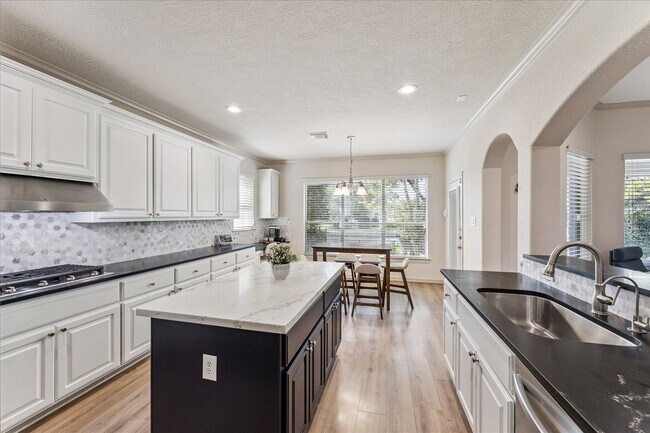 Building Photo - 23018 Catalina Harbor Ct