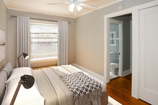 Building Photo - 3257-3267 W. Wrightwood