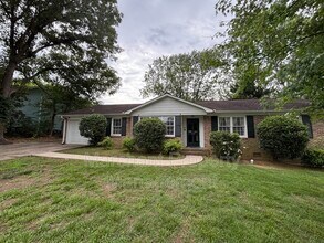 Building Photo - 310 Windward Way