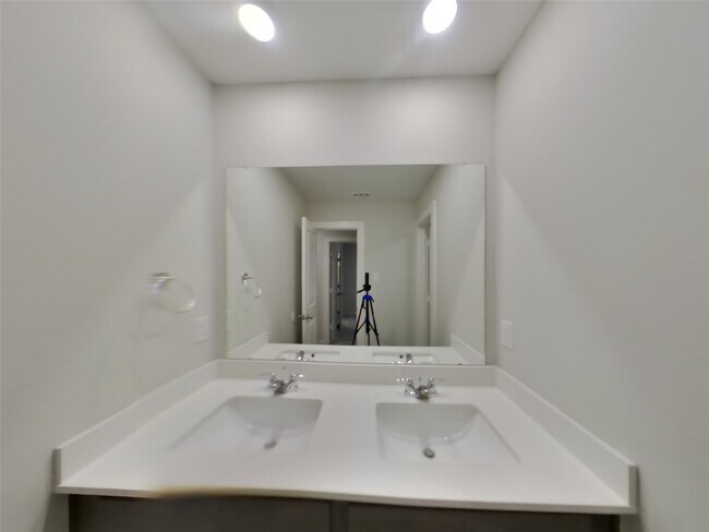 Building Photo - 22855 Terrazzo Dr
