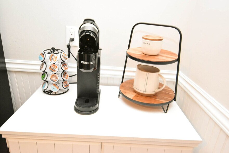 Building Photo - 103 Marquette Ave