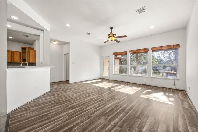 Building Photo - 16023 Arbor Trail