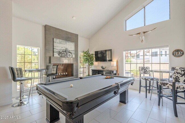 Building Photo - Long Term Luxury Furnished Rental, also av...