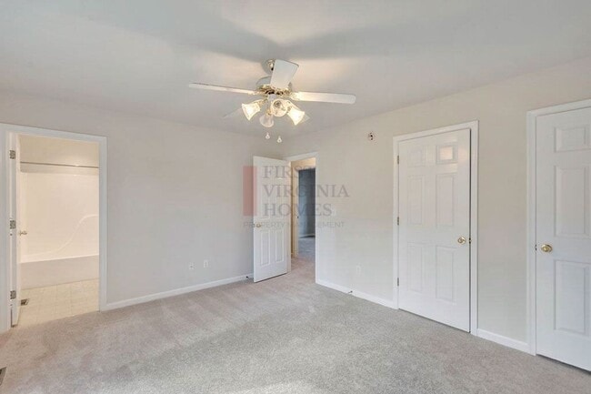Building Photo - 3Bed/2Bath Lake Monticello Rental