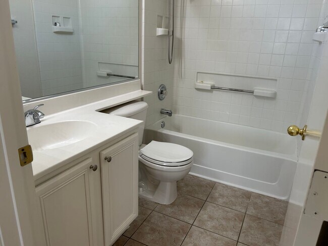 Building Photo - Beautifully Remodeled North Las Vegas Home