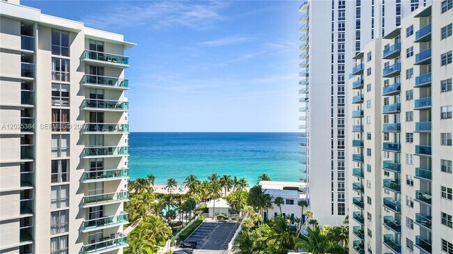 Building Photo - 4001 S Ocean Dr