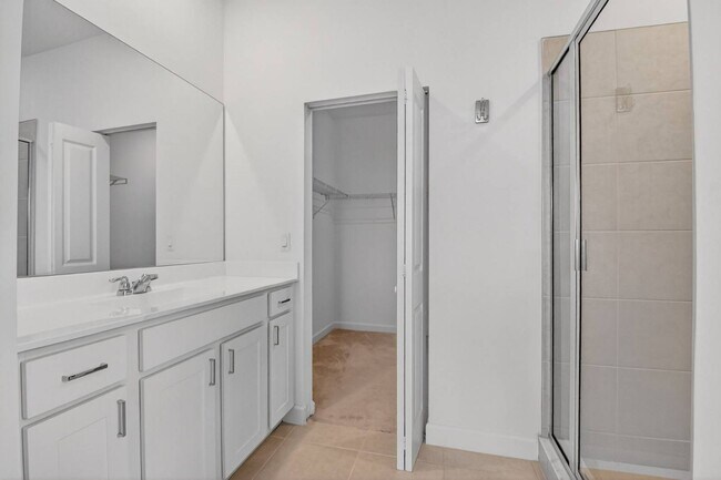 Building Photo - 4645 Meyerson Pl