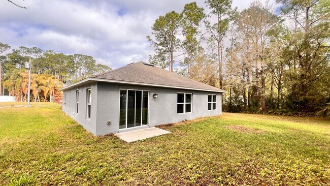 Building Photo - BEAUTIFUL 3/2 w/ office HOME in Deltona!