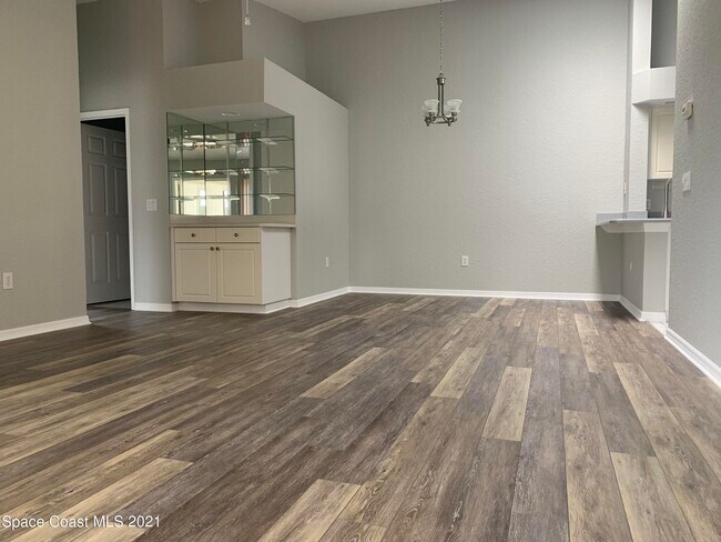 Building Photo - 1917 Quail Ridge Ct