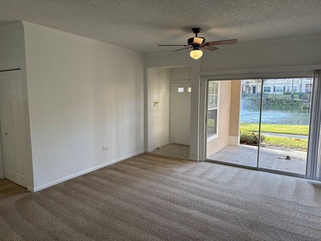 Building Photo - 2 Bedroom 2 bathroom in The  Abor Lakes Luxury Condominium. Stop, Look and Lease!