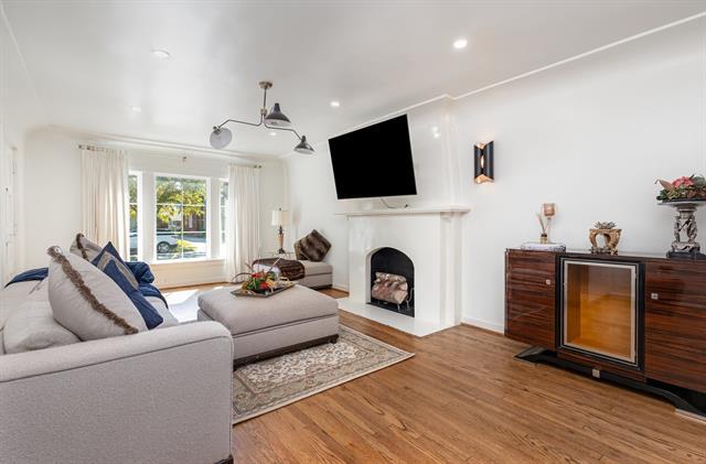 Building Photo - 4148 Normandy Ave