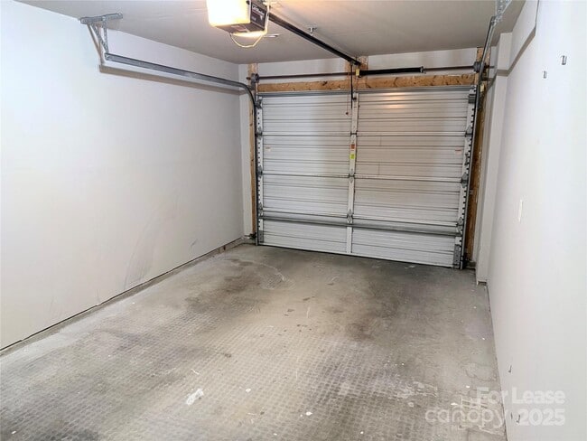 Building Photo - 3631 Warp Street