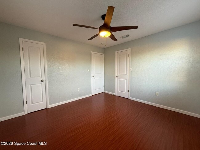 Building Photo - 310 Oleander Pl