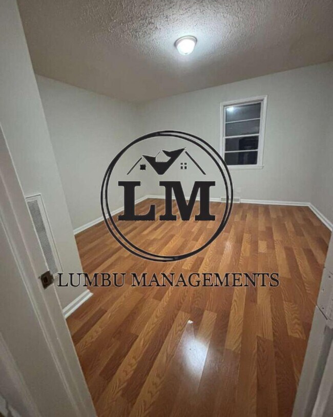 Building Photo - 1131 Stokes St