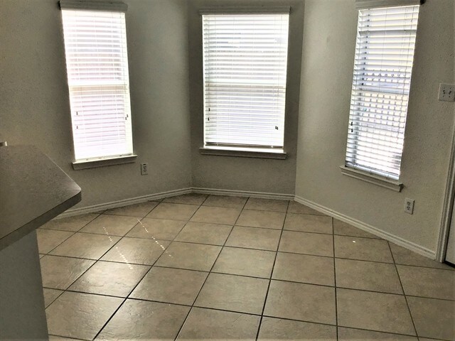 Building Photo - 11011 Pierce Valley Dr