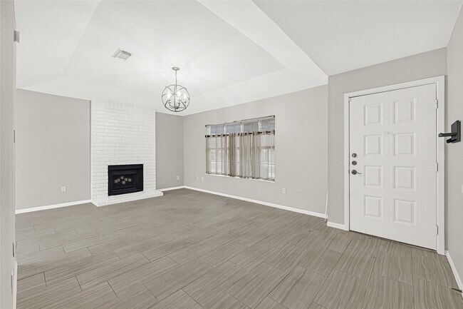 Building Photo - 14020 Schroeder Rd