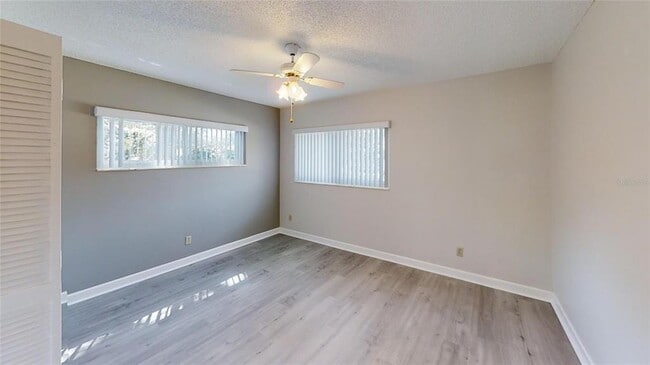 Building Photo - 8883 SW 94 Ln