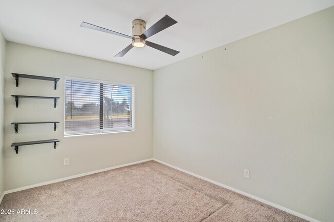 Building Photo - 8316 W Sweetwater Ave