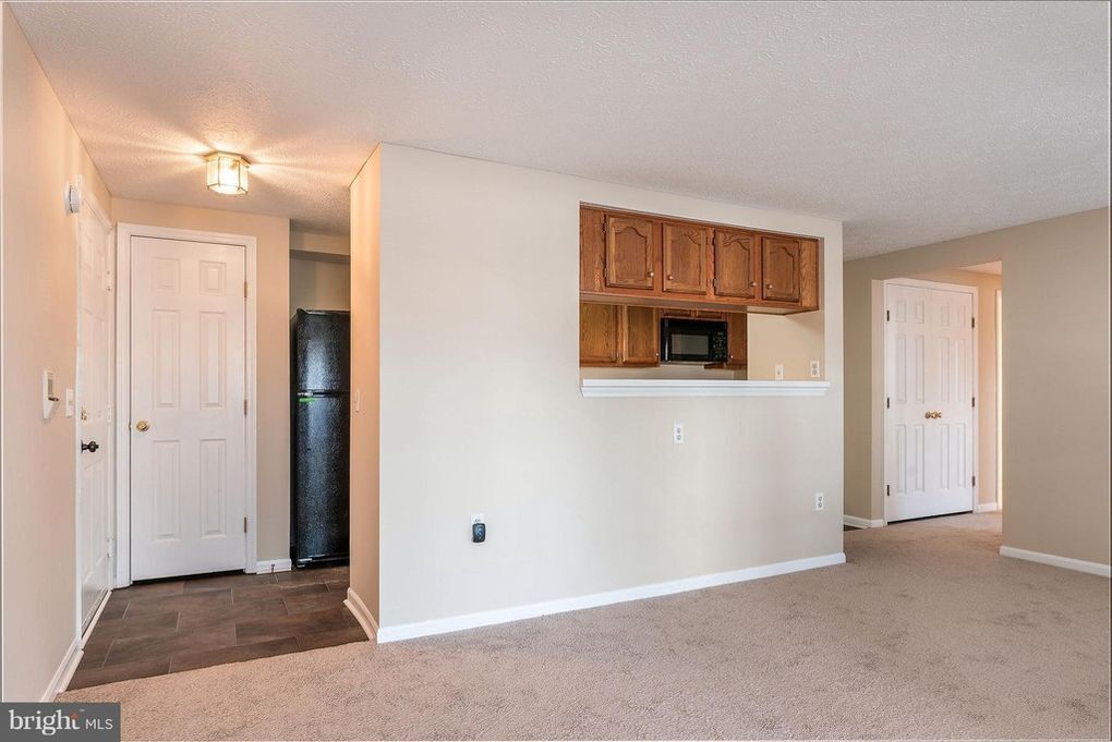 Building Photo - 611 Himes Ave